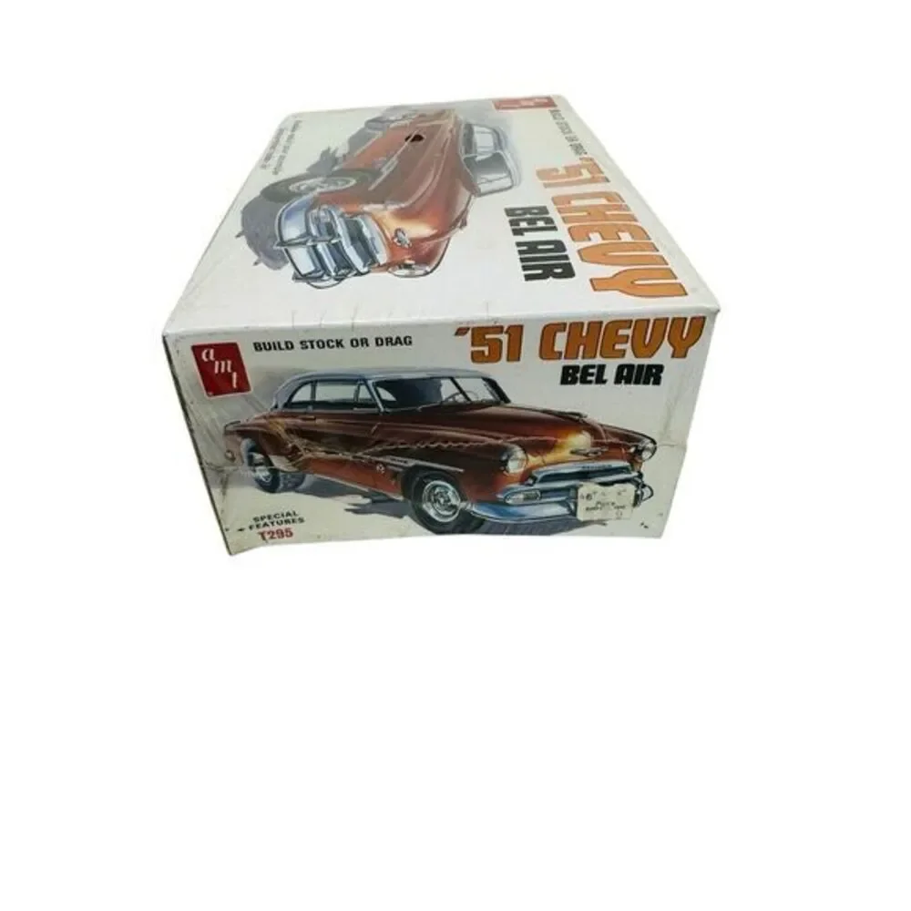 AMT '51 Chevy Bel Air Build Stock or Drag 1:25‎ Special Features T295 NOS Sealed